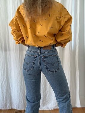 Levi’s vintage 550 jeans relaxed fit tapered leg dream pair!